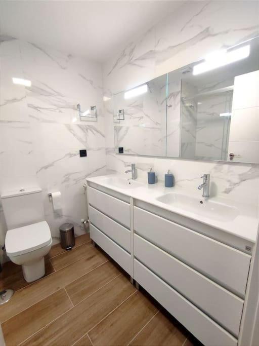 Vivienda Alameda De Santiago Lejlighed Santiago de Compostela Eksteriør billede
